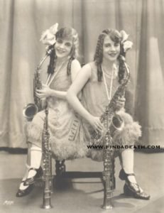Violet and Daisy Hilton